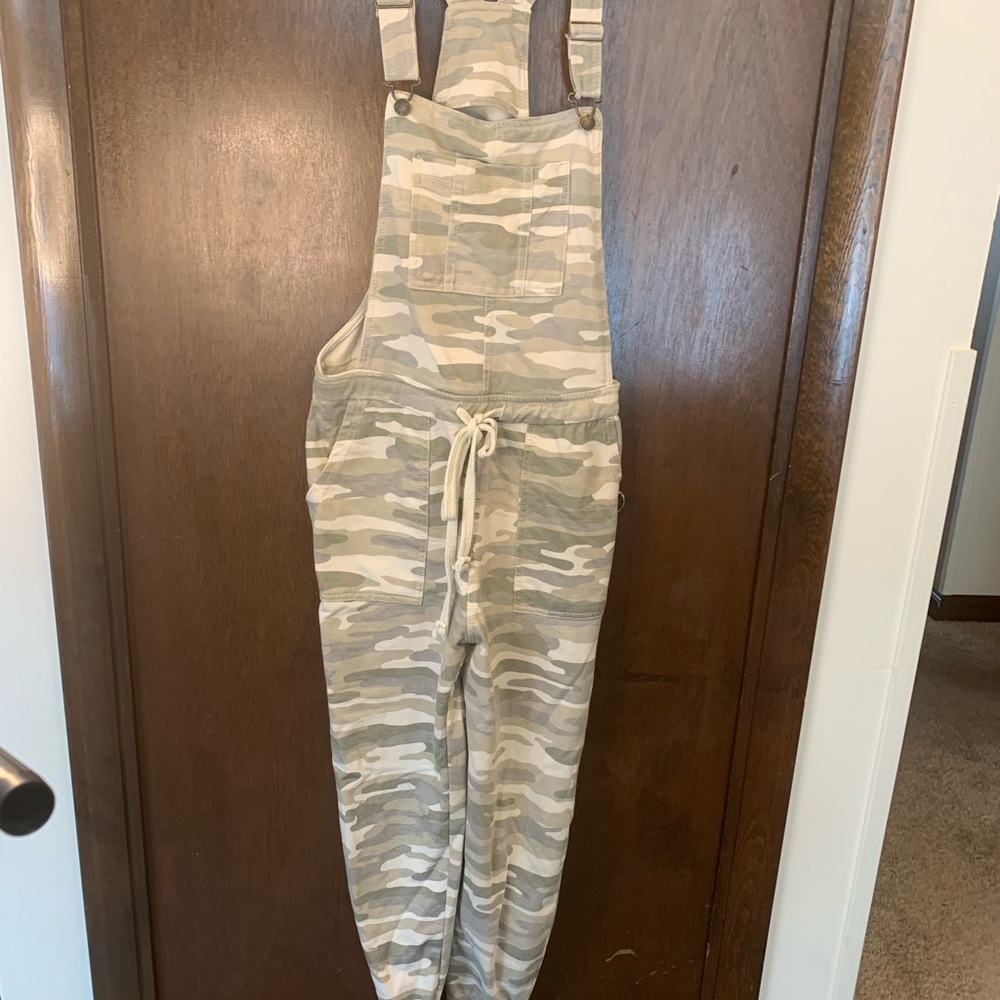 Wallflower Camo Overalls - Sz M